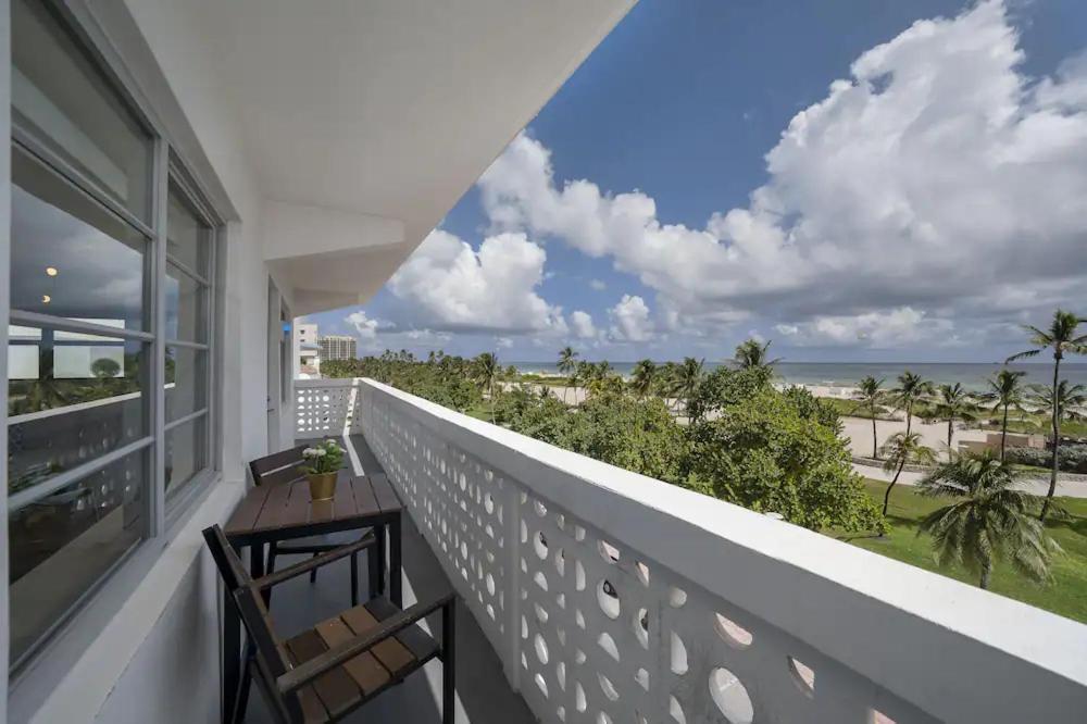 Strand Ocean Drive Suites Miami Beach Bagian luar foto