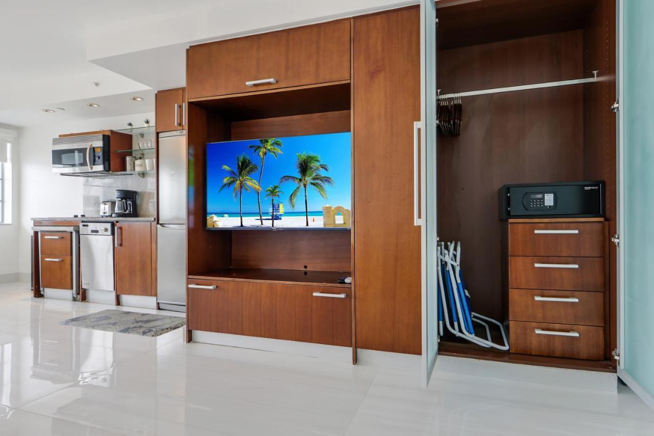 Strand Ocean Drive Suites Miami Beach Bagian luar foto