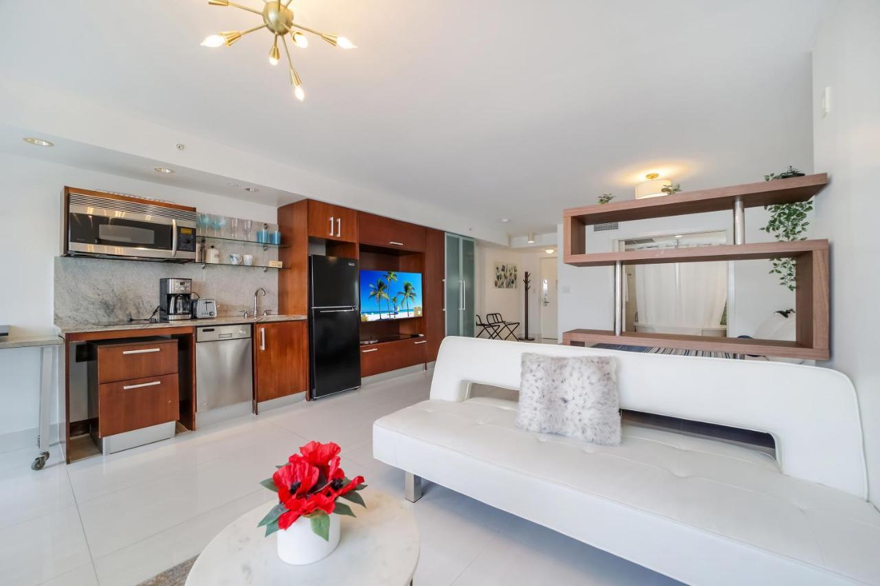 Strand Ocean Drive Suites Miami Beach Bagian luar foto