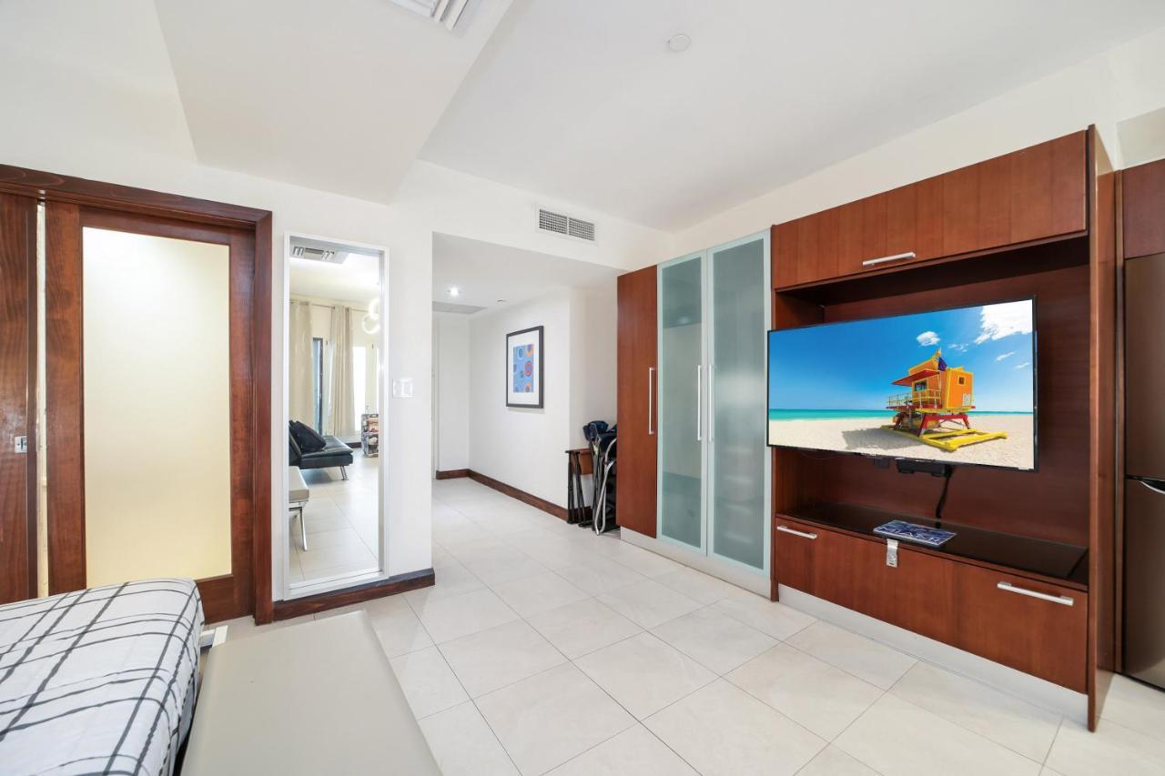 Strand Ocean Drive Suites Miami Beach Bagian luar foto